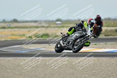 media/Apr-18-2025-TrackDaz (Fri) [[45f5874c44]]/C Group/Session 1 (Turn 7)/